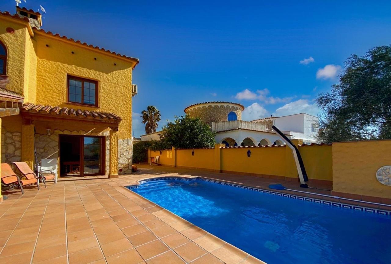 Ampuriahome Villa Hosting 15, Pool & Mooring Емпуріабрава Екстер'єр фото